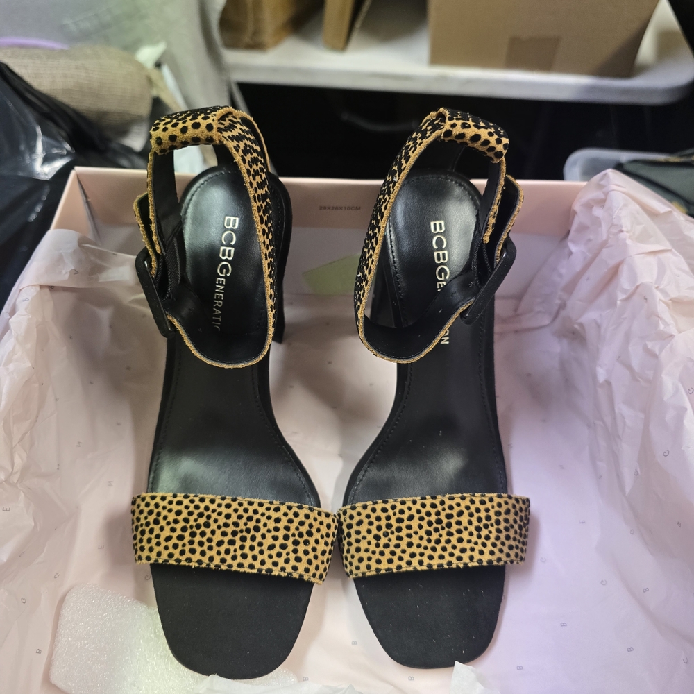 BCBGeneration Black and Tan Heels